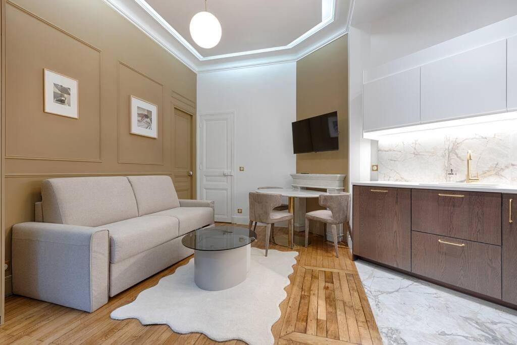Mykeypers Luxury Parisian Flat - Heart Of Parigi